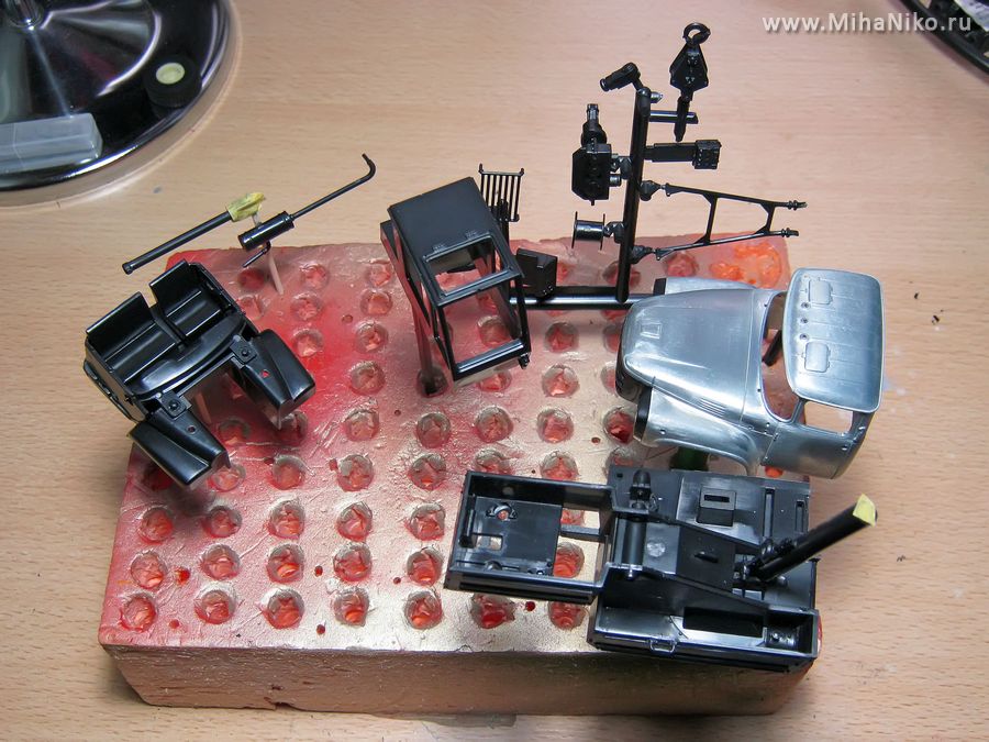 Детали конструктора перед покраской