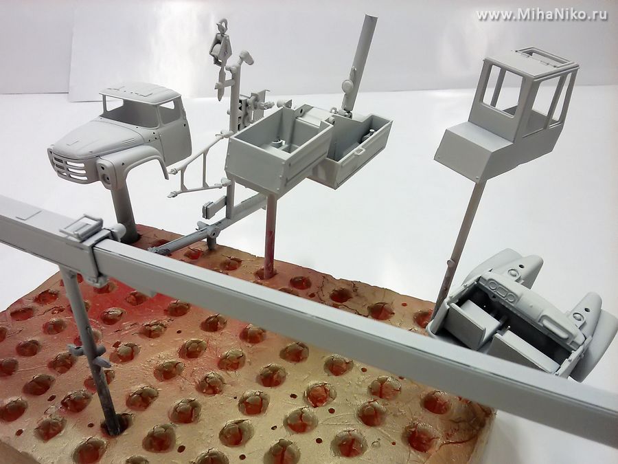 Грунтовка деталей крана