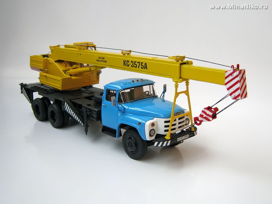 КС-3575А на базе ЗИЛ-133ГЯ