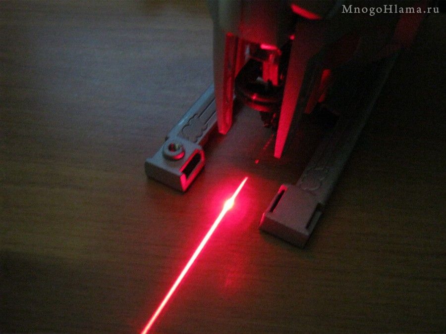Лазер лобзика Black&Decker KS950SLK