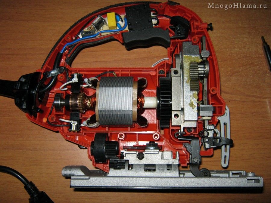Разобранный лобзик Black&Decker KS950SLK