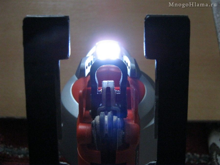 Самодельная светодиодная подсветка в лобзик Black&Decker KS950SLK