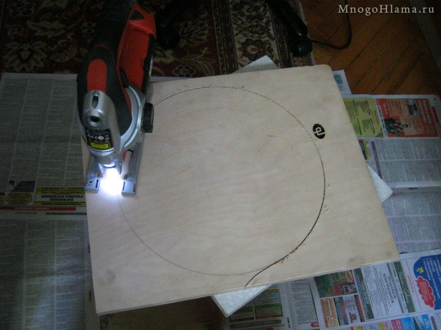 Лобзик пилит фанеру Black&Decker KS950SLK