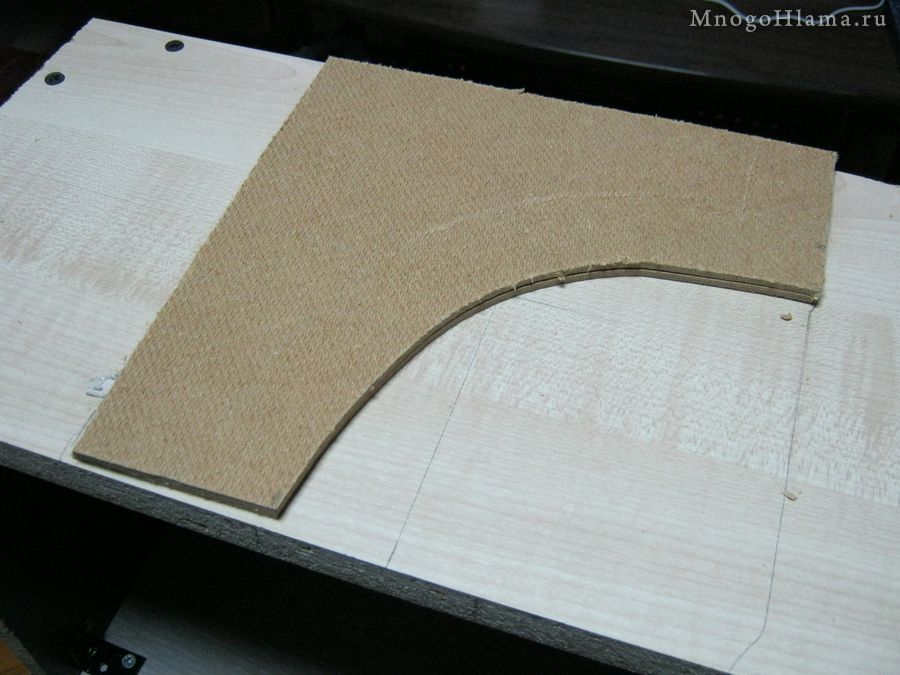 Куски оргалита под железное основание