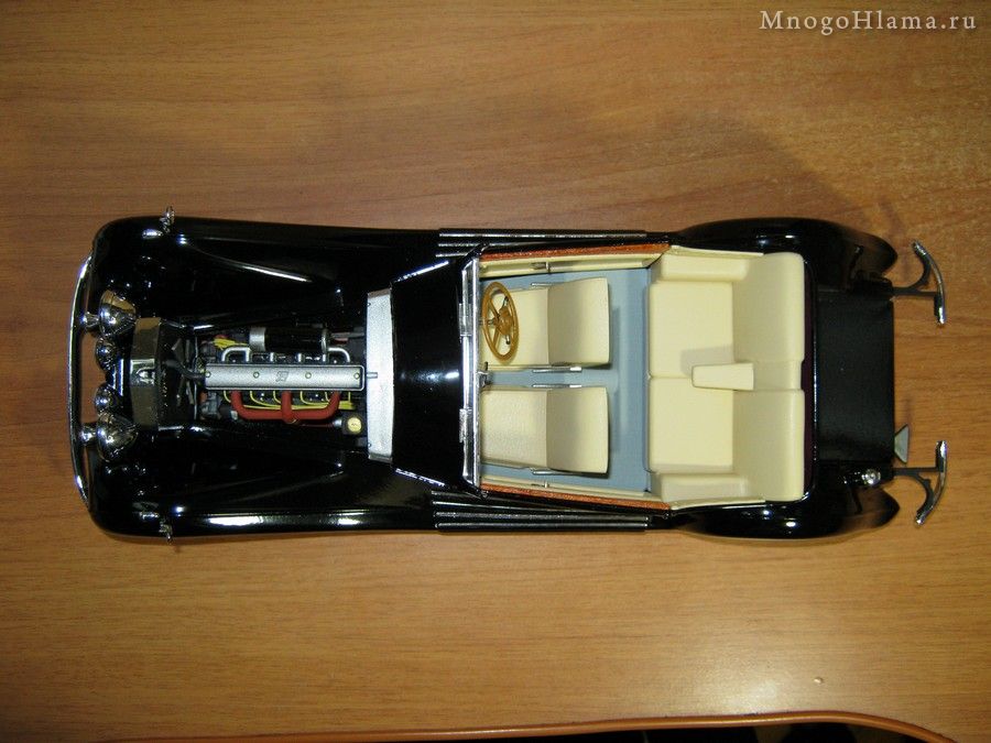 Вид сверху Rolls-Royce Phantom II Continental