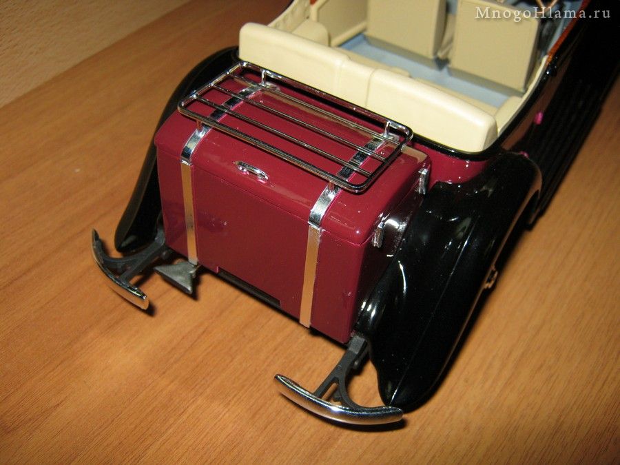 Багажник, решётка Rolls-Royce Phantom II Continental