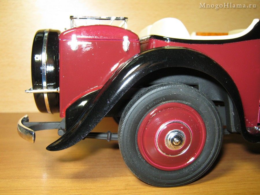 Багажник, колесо Rolls-Royce Phantom II Continental