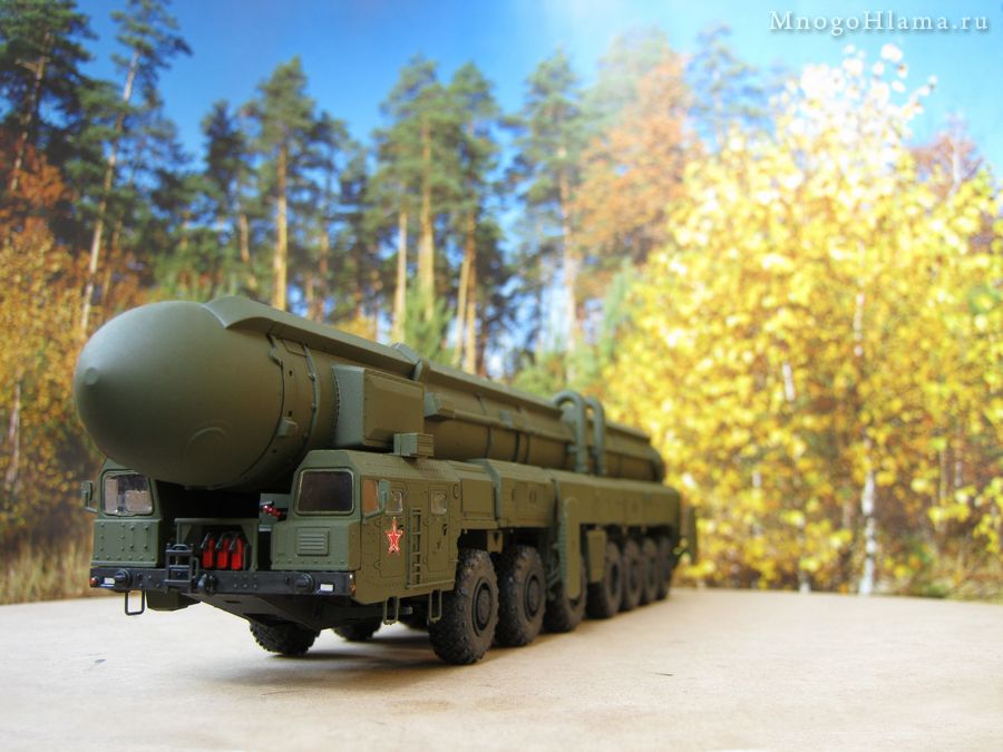 Модель ракетного комплекса Тополь (SS-25) 1/72 Звезда